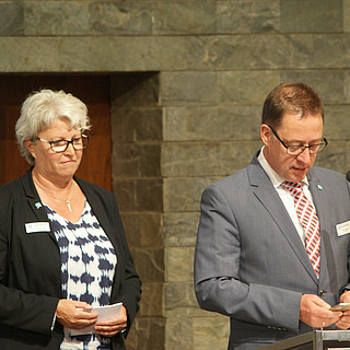 Corinna Zeschky und Dirk Zimmer beim Abschlussgottesdienst